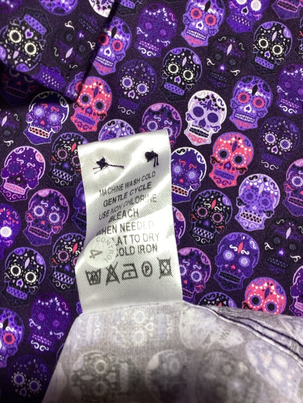 Men's Purple Skull-Pattern Button-Down Dress Shirt - Picture 8 of 11